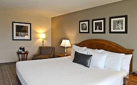 Inn At The Convention Center